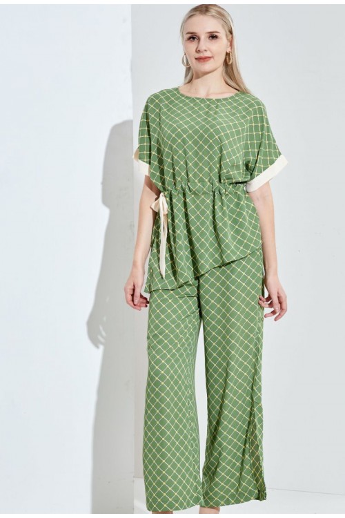 Ensemble t-shirt et pantalon