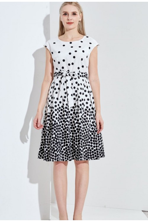 Polka dot cotton dress with belt