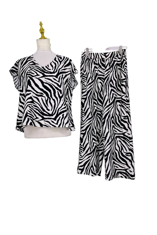 Printed dress